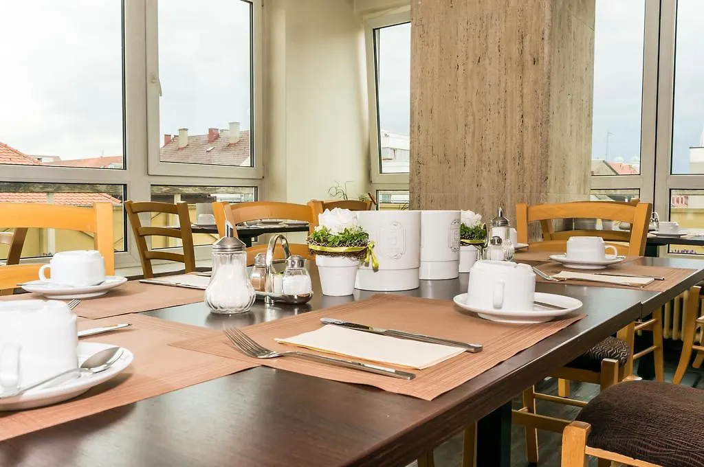 ***  Smart Stay Hotel Schweiz Munique Alemanha